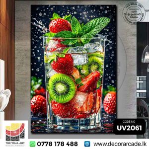 UV2061 Strawberry and kiwi fruit cocktail Wall Art